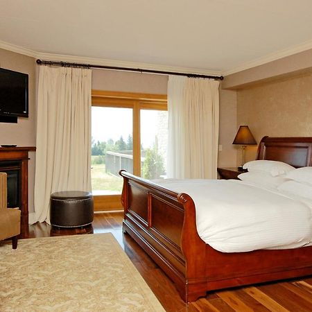 Eganridge Resort, Golf Club & Spa Bobcaygeon Bagian luar foto