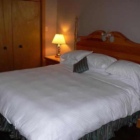 Eganridge Resort, Golf Club & Spa Bobcaygeon Ruang foto