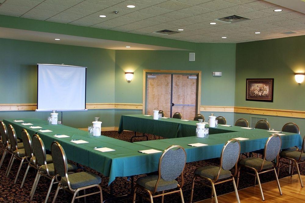 Eganridge Resort, Golf Club & Spa Bobcaygeon Bagian luar foto