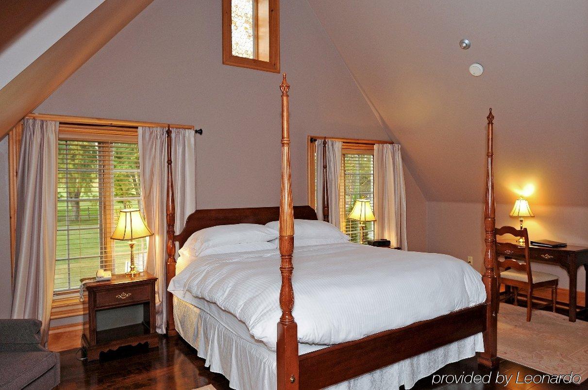 Eganridge Resort, Golf Club & Spa Bobcaygeon Bagian luar foto
