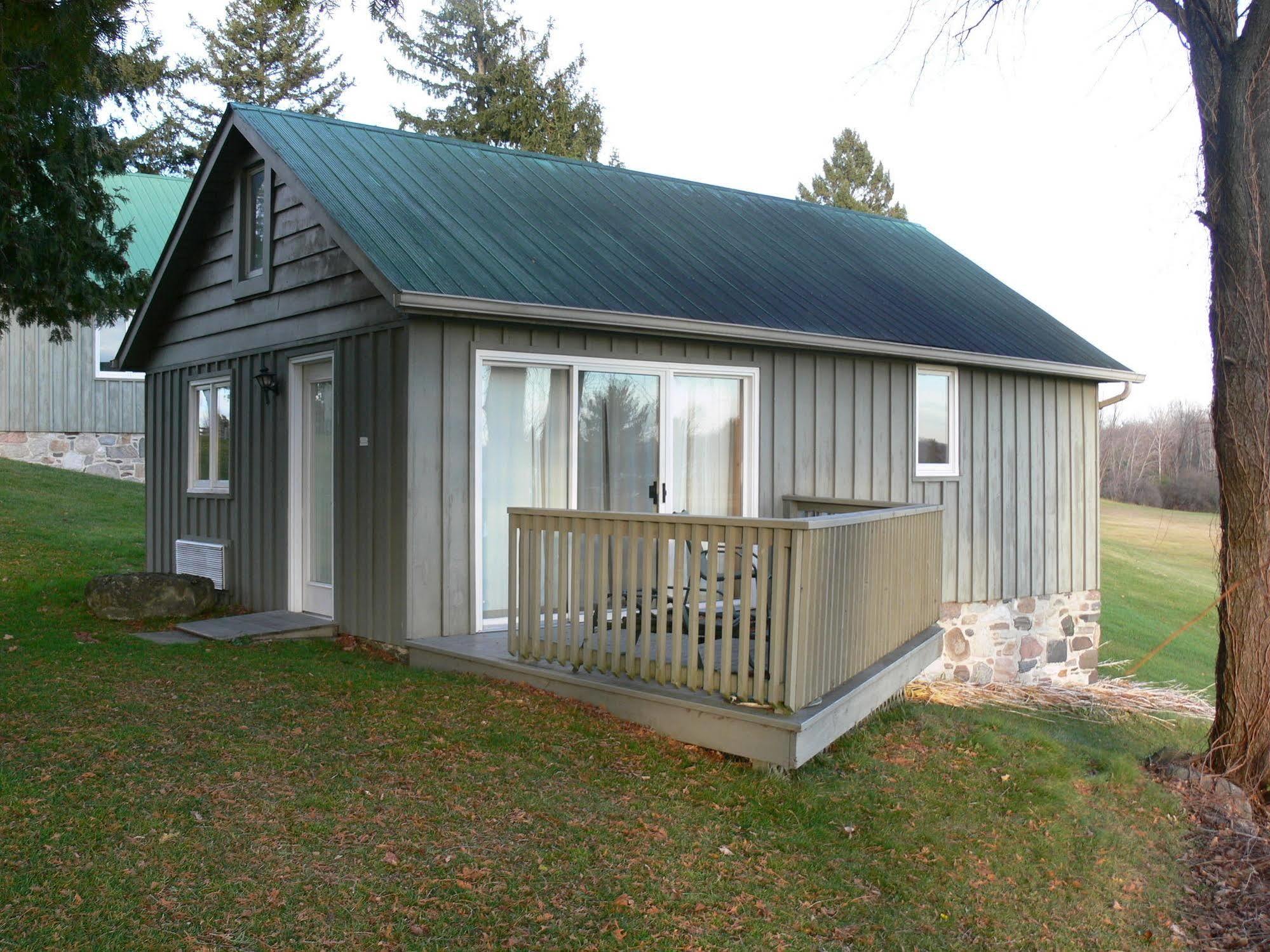 Eganridge Resort, Golf Club & Spa Bobcaygeon Bagian luar foto