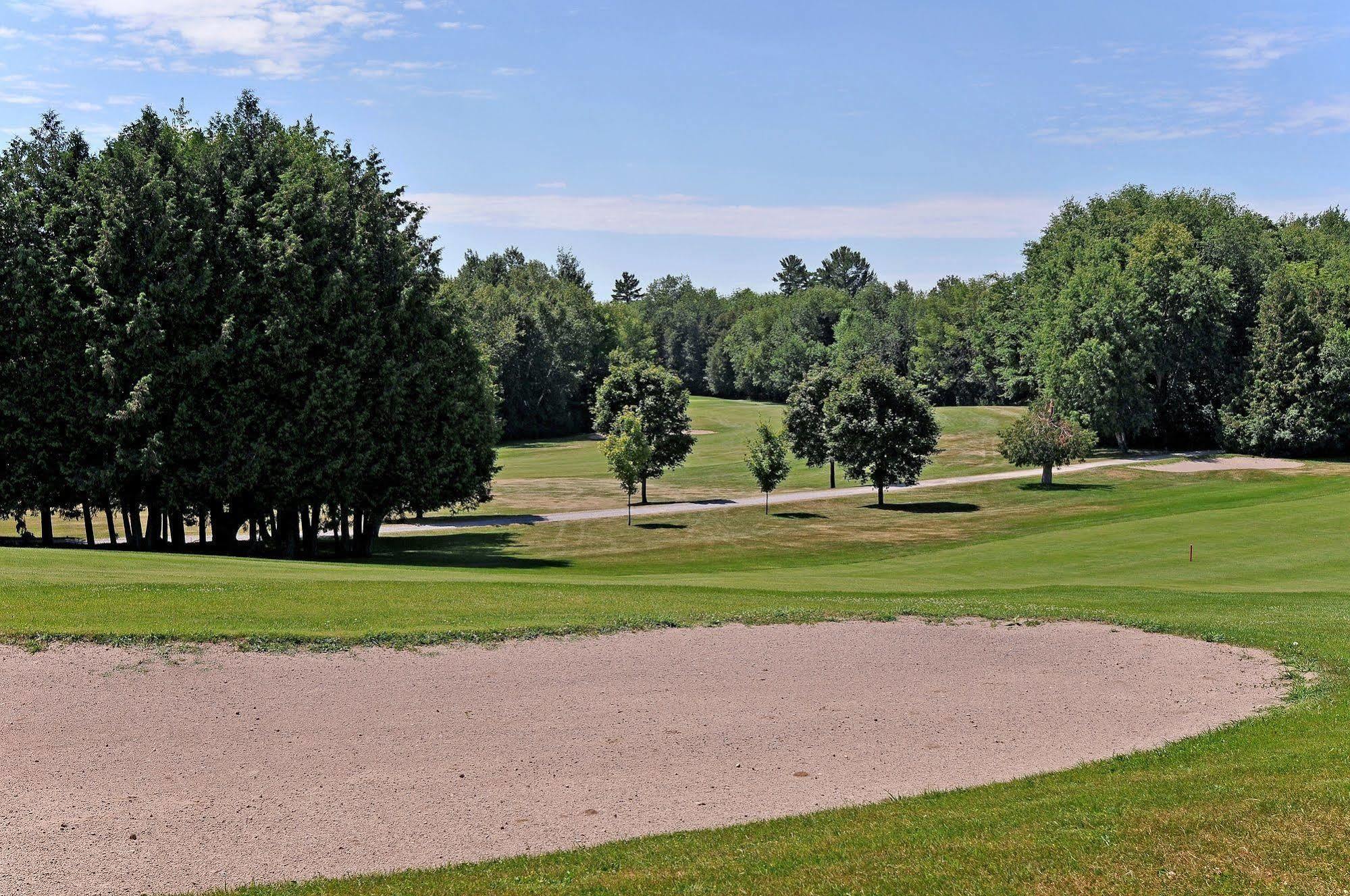 Eganridge Resort, Golf Club & Spa Bobcaygeon Bagian luar foto