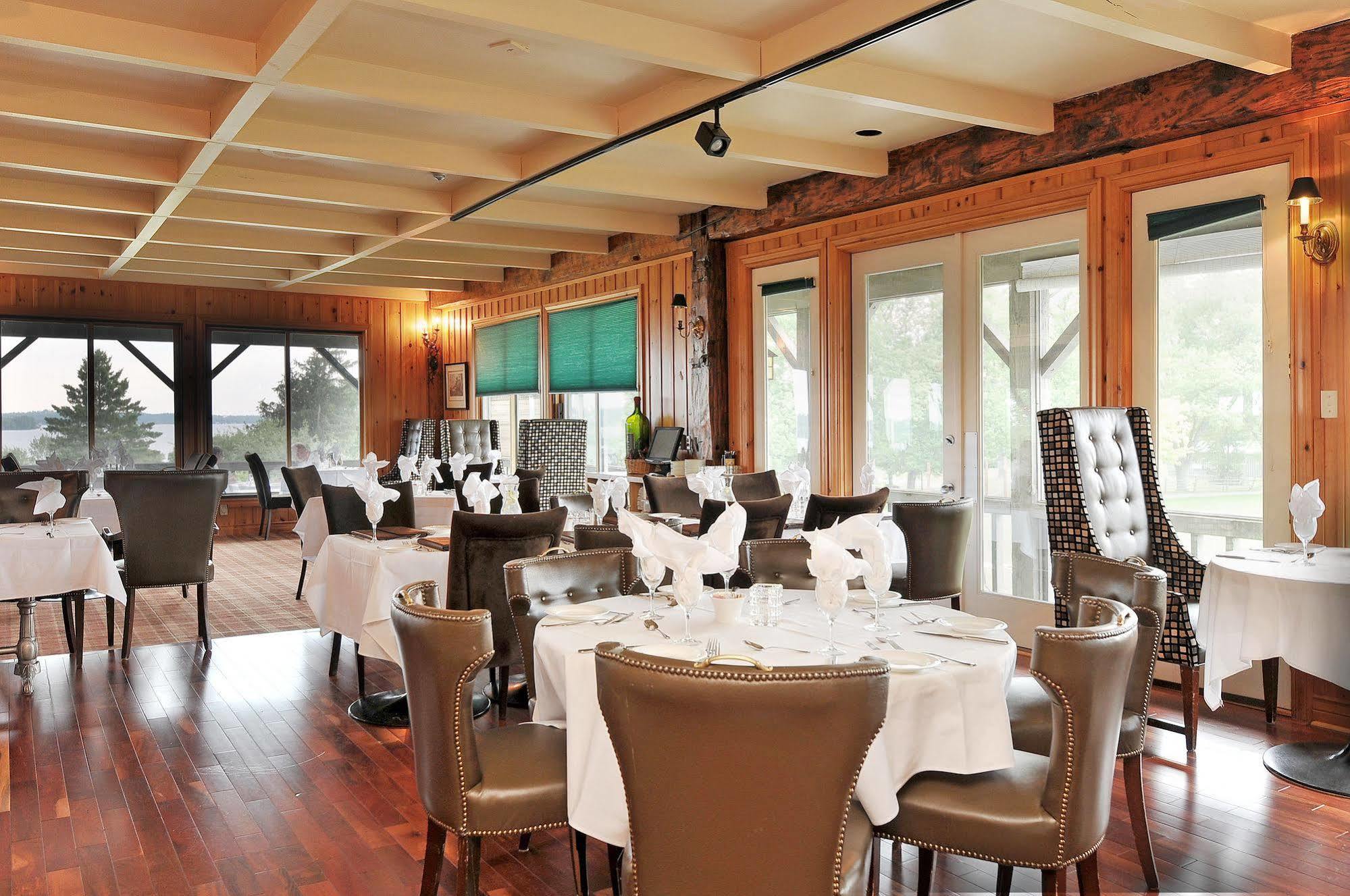 Eganridge Resort, Golf Club & Spa Bobcaygeon Bagian luar foto